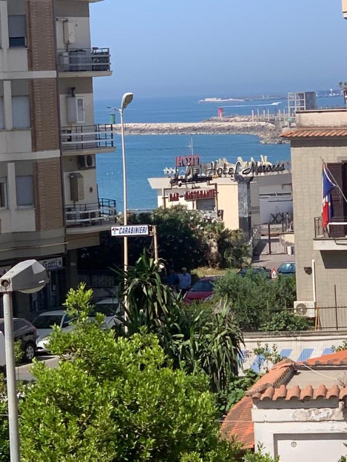 Appartamento Sul Mare Nettuno Luaran gambar